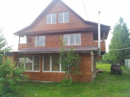 даааааа,был у меня домик недостроенный на даче(стоял лет 7 вроде),как то решил его достроить и тут понеслось.(вообще изначально планировалось что это будет банька)