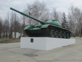 Памятник В Бердске в парке победы