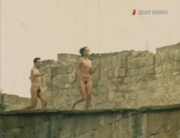 Помним, как эти деятели орали долой цензуру! А как только цензуру убрали,что сделал Райкин?-правильно, помахал <span style='color:gray'>[мат]</span> с большого экрана!
Вот оно начало большого и светлого! не удивительно,что сейчас в таком говне оказались.