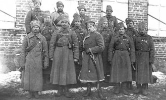 ... а потом была гражданская война, где эти люди убивали друг друга