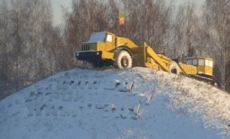 Набережные Челны,
Слава Строителям Камаза