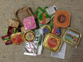 Пару лет беру на "Авито" ИРП разных вариантов.Есть 2 проверенных поставщика.Тущенка в них отличная и помимо нее еще много всего .Дороже 300 р за один комплект не платил.