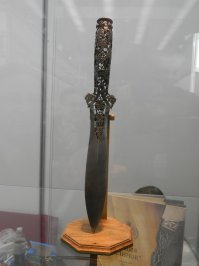 Красивый с*ка, аж сам такой захотел!)