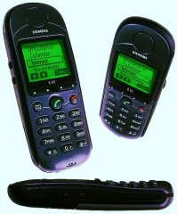 Да автор - просто "гламурный подонок"!  (Без обид, шутка). Мой первый телефон был таким (см. ниже) и последующие...