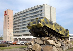 АО «Машиностроительная компания „Витязь“» — Ишимбайский завод транспортного машиностроения по производству наземных транспортных средств высокой проходимости (торговая марка «Витязь»), расположенный в городе Ишимбае Башкирии.