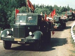 А МАЗ 200? Как то подзабыли его.