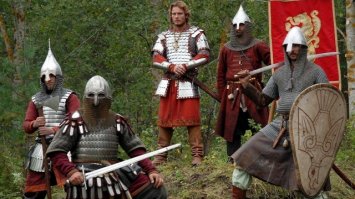 А про русских богатырей забыли............((((