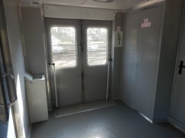 Аутист <span style='color:gray'>[мат]</span>, обрати внимание на правую часть картинки