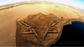 Покровская крепость, которая находится в Марьяновском районе Омской области