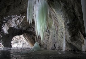 Мраморный карьер, Рускеала, Карелия.
Лето-зима