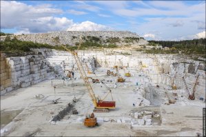 Мраморский карьер (пос. Мраморское, Свердловская обл.):