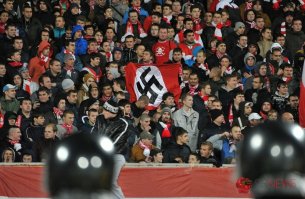 Загадка для первого класса. Помогите Даше определить, среди фанатов какой команды больше всего фашистов?