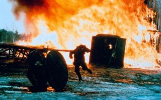 На буровых бывает и такое: