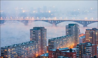 Да. Согласен. Киев теперь не в лучшем виде. Копоть от покрышек и всё такое. Но ведь, на сколько я понимаю, Киев теперь не в России. Кстати, вот тебе несколько фотографий из глубокого замкадья. Заметь, голых жоп ни где не видно. Томск, Хабаровск, Новосибирск и Красноярск, Владивосток и Кемерово это всё города, находящиеся очень далеко от Москвы. Необычно, правда ли?! Вам там про нас всякую небывальщину рассказывают, а вы верите, развесив уши. Вам не обидно что вас за дурачков держат?