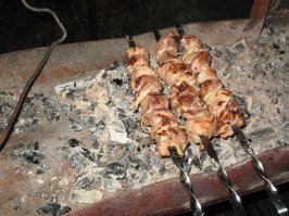 Мой шашлык и омуль горячего копчения !