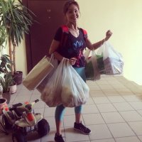 Почему квартира 12 оказалась на 9м этаже?
Если квартир 4 (как в обычном доме), то это 3 этаж
Даже если квартир 2, то это лишь 6й этаж.
Автор нам врёт? :)