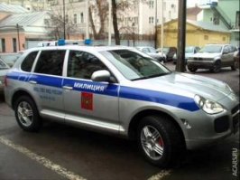 в советское время как гайцы жили скромнее что ли;)