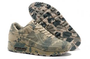 В прошлом году были Nike Air Max 90 Camouflage
