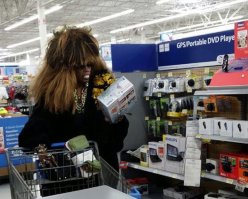 Покупатели магазина Walmart не перестают удивлять!