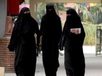 Вот отличные  костюмы для такого мероприятия