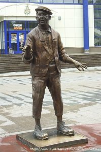 Тюмень. Цветной бульвар
Памятник Юрию Никулину, клоуну Карандашу и Олегу Попову