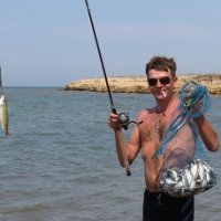 я подвох (подводный охотник) и заядлый рыбак, но браконьерством НИКОГДА не занимался! с крабиками детишки поиграли чуток и обратно в море. так-то