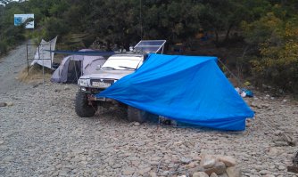 Тоже хочу "дом на колесах", только "единообъемный", а не прицеп. 
И внедорожный, естественно. :) 

Но с нашим "техрегламентом"... 

Пока так: