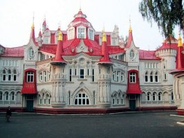 «Обыкновенное чудо» — так называется средняя общеобразовательная школа в городе Йошкар-Ола