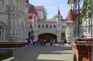 «Обыкновенное чудо» — так называется средняя общеобразовательная школа в городе Йошкар-Ола