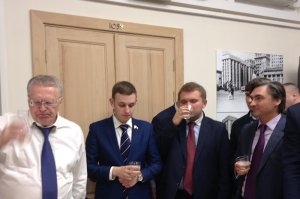 "НЕроссияне" устроили банкет в Госдуме по случаю победы Трампа на выборах
Подробнее на РБК: