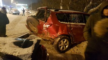 это не в Москве , а в Барнауле.
На рав4 был не хозяин машины , осаго нет.
Резина кстати летняя