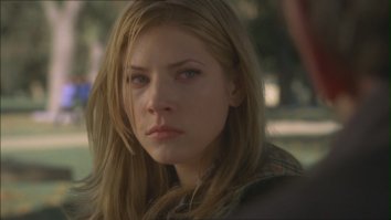 Я Лагерту еще по Хаузу помню - еще подумал какая красавица и сиськи есть - точно пробьется!