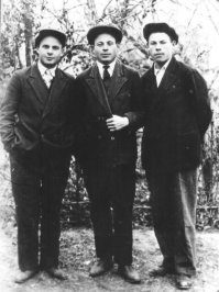 Братья моего деда 1938г.