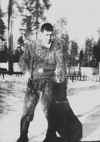 Всей пограничной братве привет от инструктора розыскной собаки старшины Щетинина. Калевальский ПО, весна 94-96 (Сортавальская МОКШСС лето-осень 94)