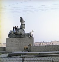 №4 - коллаж. Вот оригинал (всё-таки тема поста требует аутентичности):