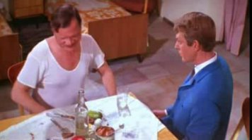 Тоже хорошая сцена из фильма "Его звали Роберт"