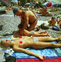 у пацана взгляд заинтересованный