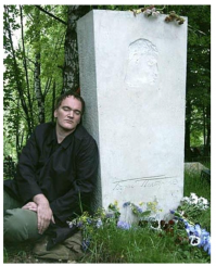 Да уж... Тарантино может шокировать. Меня сразил вот этим фото (на могиле Б. Пастернака),