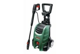 Ей что-то эффективнее нужно,нежели тазик и тряпки, за это время могла бы уже всю кухню помыть.