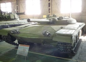 В танковом музее в Кубинке, можно узнать о танках ВСЕ! Восемь здоровенных ангаров с экспонатами! Почти вся танковая история всех стран! Не увидел только современные НАТОвские и дореволюционные 100-тонные бандуры!