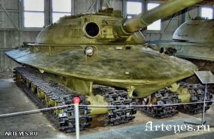 В танковом музее в Кубинке, можно узнать о танках ВСЕ! Восемь здоровенных ангаров с экспонатами! Почти вся танковая история всех стран! Не увидел только современные НАТОвские и дореволюционные 100-тонные бандуры!