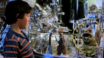 Судя по описанию, сто пудов был инопланетянин.