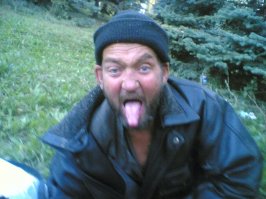 поснимал бы наших )))