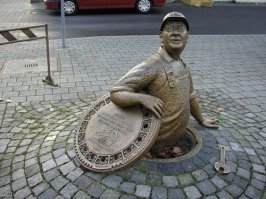 Сантехникам Нойса. Германия.
