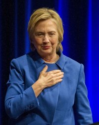 старенькая.пора и успокоиться