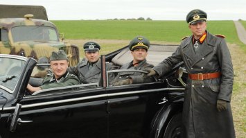 Роммель 2012 года. - 120 минут.
Давно не видел такого сильного кино.
Жанр: Боевик, Драма, Военный, Биография.
Страна: Германия, Франция, Австрия.
Из фильма понятно, почему немецкая "машина" потерпела крах на "Атлантическом валу".