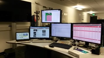 А мне сегодня на работе телевизор поставили, буду подключать.