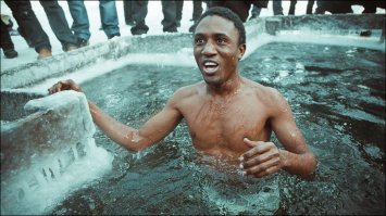 Ну прям все иностранцы в шоке Ничо поживут у нас привыкнут