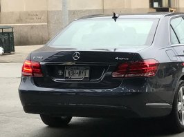 Не понял, если честно - чего тут русского? Объясните.
Типа КаВээНщик в Нью-Йорке?