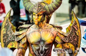 Сразу понятно,что автор поста даже близко не знаком с тем,о чём пишет.И зачем эта страшная мазня из английской газетки?Если есть ежегодные *Невские Берега*